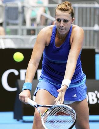 Anastasia Pavlyuchenkova of Russia returns the ball during the women s singles 3rd round match at 2014 Australian Open tennis tournament in Melbourne, Australia, Jan. 18, 2014. (Xinhua Jin Linpeng) (SP)AUSTRALIA-MELBOURNE-TENNIS-AUSTRALIAN OPEN 