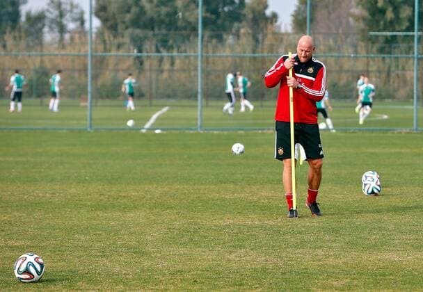 FUSSBALL - Rapid, Training SIDE,TUERKEI,19.JAN.14 - FUSSBALL - tipp3 Bundesliga powered by T-Mobile, SK Rapid Wien, Trainingslager. Bild zeigt Co-Trainer Carsten Jancker (Rapid). Keywords: Wien Energie. 