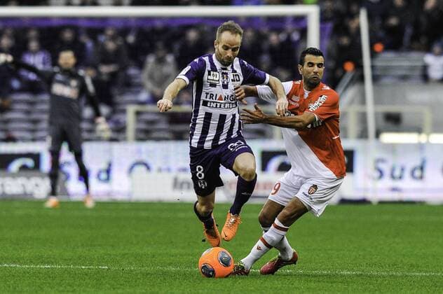 Etienne DIDOT (tfc) vs Mounir OBBADI (asm) - FC Toulouse vs AS Monaco - 19 01 2014 ThierryBreton Panoramic 