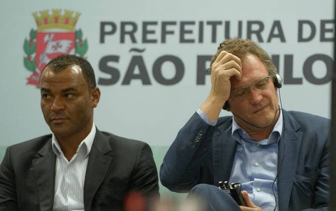 Cafu , FIFA Generalsekretär Jerome Valcke - PK zur WM 2014 - SAO PAULO SP, Brasil 20 01 2014. ( x(725)xMarceloxMachadoxdexMelox x  (21421)
