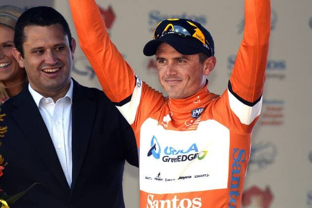 Simon GERRANS ( AUS Orica-GreenEdge ) übernimmt das Führungstrikot der Tour Down Under nachdem er die erste Etappe im gewonnen hat - Podium - Siegerpose - Posing - Jubel - Freude - Emotionen - Querformat - quer - horizontal - Event Veranstaltung: Santos Tour Down Under 2014 - Stage1 1.Etappe: Nuriootpa - Angaston 135.0 km - Location Ort: Australien - Australia - Oceania - Ozeanien - Date Datum: 21.01.2014 - PUBLICATIONxONLYxGERxAUTxSWI