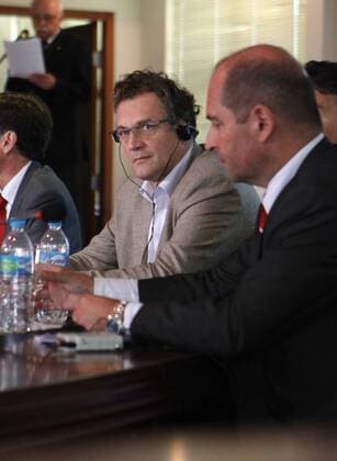 CURITIBA,PR - 21 01 2014: FIFA-Generalsekretär Jerome Valcke besichtigt die WM-Arena da Baixada in Curitiba ( x(37)xGeraldoxBubniakx xFotoarenax  (21463)
