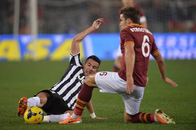 Mauricio Isla Juventus, Kevin Strootman Roma Roma 21-01-2014 Stadio Olimpico - Football Calcio Coppa Italia 2013 2014 AS Roma - Juventus Turin. andreaxstaccioli