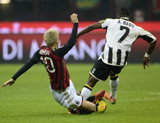 Keisuke Honda Milan, Emmanuel Agyemang Badu Udinese Milano 22-01-2014 Stadio Giuseppe Meazza - Football Calcio Coppa Italia 2013 2014 AC Milan - Udinese Calcio Foto GiuseppeCeleste Insidefoto giuseppexceleste
