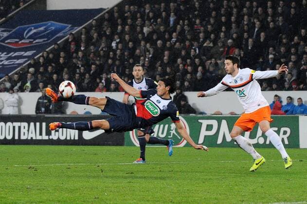 Edinson Cavani (PSG) Mathieu Deplagne (Montpellier) FOOTBALL : Paris Saint Germain PSG vs Montpellier HSC - Coupe de France - 22 01 2014 N.LeGouic FEP Panoramic 