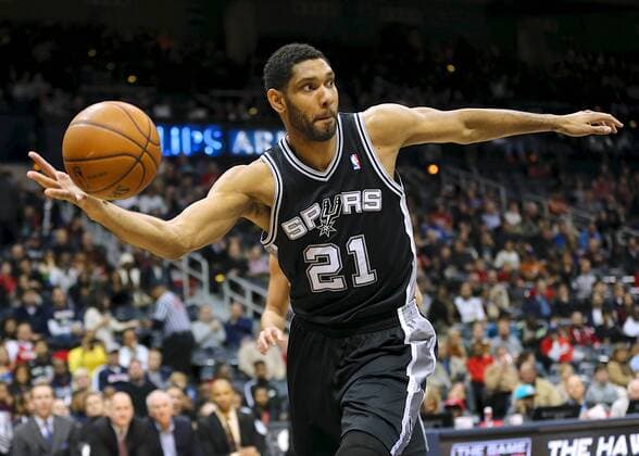 January 24, 2014: Tim Duncan (21) of the San Antonio Spurs during the NBA Basketball Herren USA match-up between the San Antonio Spurs and the Atlanta Hawks at Philips Arena in Atlanta, Georgia. The Spurs ran away with the game 105-79. NBA Basketball Herren USA JAN 24 Spurs at Hawks Icon14012402 EDITORIAL USE ONLY