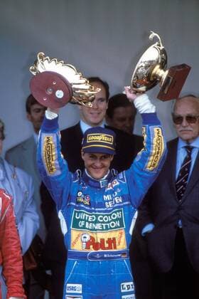 Großer Preis von Monaco, Siegerehrung: Sieger Michael Schumacher (Benetton) mit den Pokalen