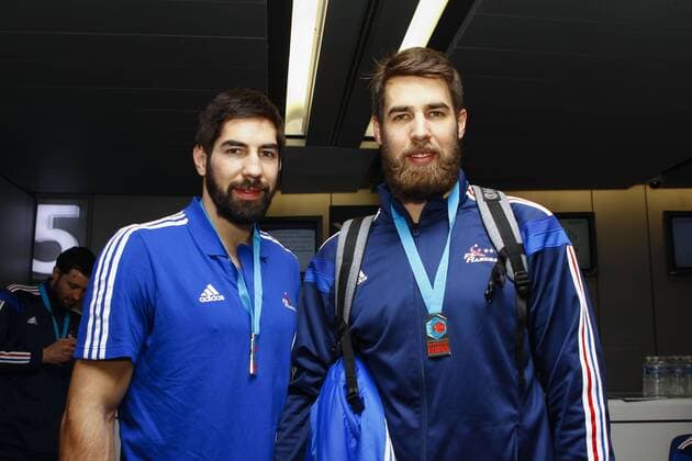 Nikola Karabatic et Luka Karabatic HANDBALL : Ankunft der französischen Europameister - 27 01 2014 GwendolineLeGoff Panoramic 