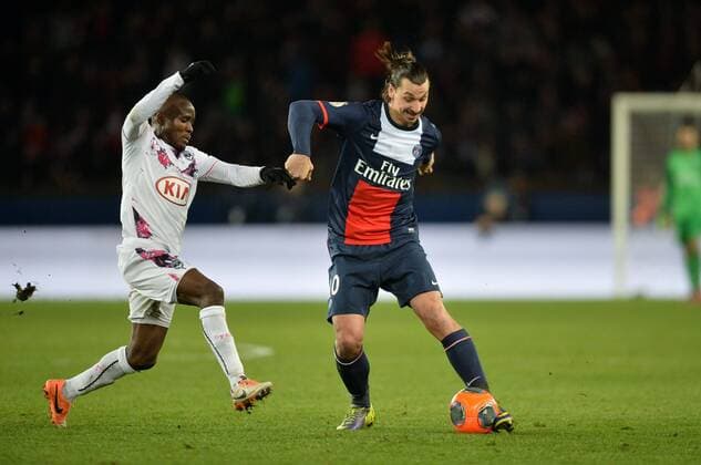 Zlatan Ibrahimovic (psg) - Abdou Traore (bor) FOOTBALL : Paris SG vs Bordeaux - Ligue 1 - 31 01 2014 AnthonyBIBARD FEP Panoramic 