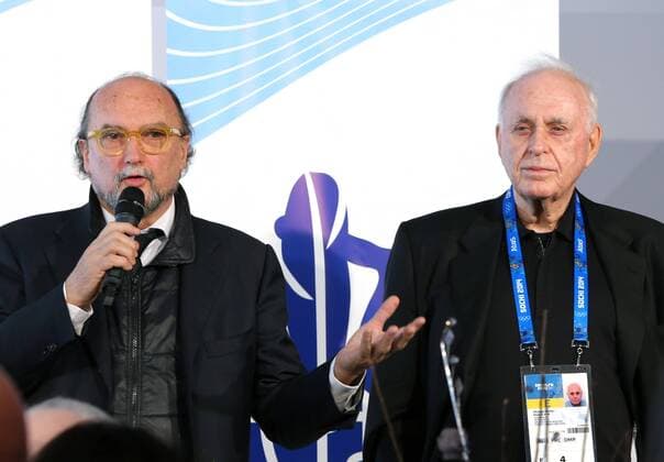 OLYMPIA - Olympische Spiele 2014, PK KRASNAJA POLJANA,RUSSLAND,08.FEB.14 - DIVERS, OLYMPIA - Olympische Winterspiele Sotschi 2014, Austria Tirol Haus, AIPS Awards fuer Journalisten. Bild zeigt Praesident Gianni Merlo (Welt-Journalistenverband AIPS) und Praesident Michael Kuhn (Sports Media Austria). 