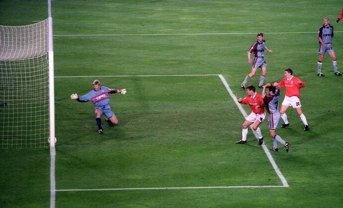 Teddy Sheringham scores the equalising goal - UEFA Champions League final 1999 - Manchester United vs Bayern Munich at the Now Camp Stadium, Barcelona, Spain - 26th May 1999 Pictures Simon Bellis Sportimage EDITORIAL USE ONLY. No use with unauthorised audio, video, data, fixture lists, club league logos or live services. Online in-match use limited to 120 images, no video emulation. No use in betting, games or single club league player publications.