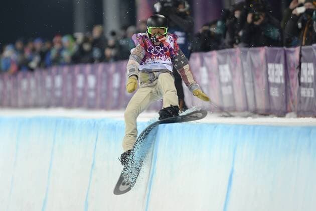Shaun WHITE, USA, Aktion, Snowboard Halfpipe Finale der Männer am 11.02.2014.Rosa Khutor Extreme Park. XXII. Olympische Winterspiele 2014, in Sotschi