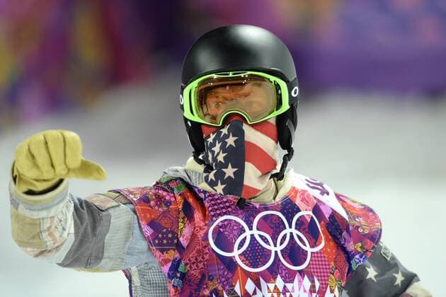 Shaun WHITE, USA, enttäuscht, enttäuscht, Enttäuschung, Enttaeuschung Snowboard Halfpipe Finale der Maenner am 11.02.2014.Rosa Khutor Extreme Park. XXII. Olympische Winterspiele 2014, vom 07.02. - 23.02.2014 in Sotschi Russland.