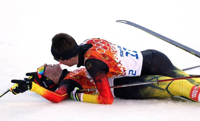 OLYMPIA - Olympische Spiele 2014 KRASNAJA POLJANA,RUSSLAND,12.FEB.14 - DIVERS, OLYMPIA, SKI NORDISCH, NORDISCHE KOMBINATION, LANGLAUF - Olympische Winterspiele Sotschi 2014, RusSki Gorki Jumping Center, Gundersen 10km. Bild zeigt den Jubel von Eric Frenzel und Johannes Rydzek (GER). Keywords: Esto-Sadok. 