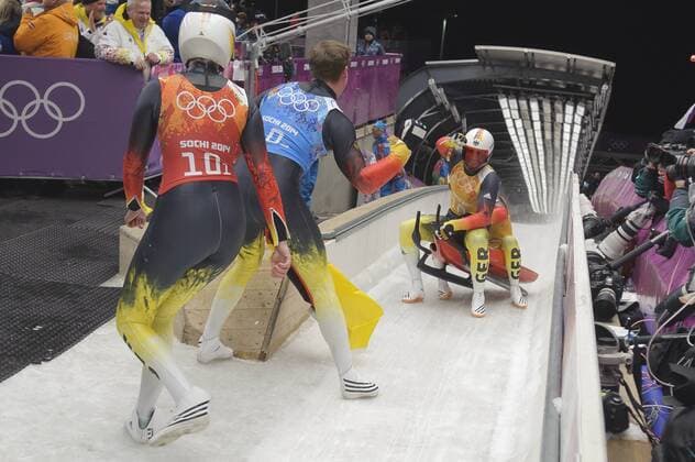 Felix LOCH, Natalie Geisenberger Tobias Wendl und Tobias Arlt Olympiasieger Rodeln Team Staffel Sanki Sliding Center XXII. Olympische Winterspiele Sochi, Russland am 13.02.2014