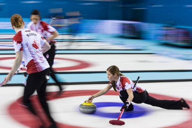 19.02.2014 Sochi, Krasnodar Krai, Russia. Canada vice-skip Kaitlyn LAWES delivers a stone during the semifinal of the Women s Curling competition between Great Britain and Canada from the Ice Cube Curling Centre, Coastal Clustre - XXII Olympic Winter Games xCraigxMercerx  ActionPlus11500121