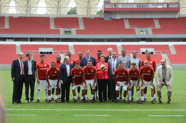 PORTO ALEGRE -20 02 2014- BRASIL: Präsidentin Dilma Rousseff, Ronaldo während der Einweihung des Estadio Beira Rio, Heimstätte des SC Internacional. 
