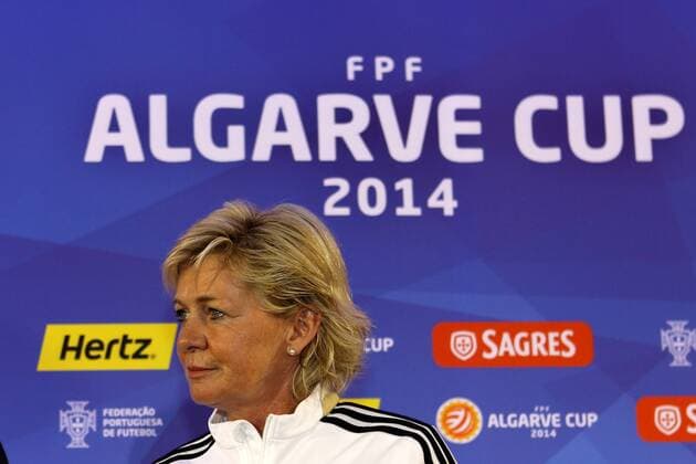 Fussball, Algarve Cup 2014, Pressekonferenz, v.li.: Bundestrainerin Silvia Neid (Deutschland) xfsx