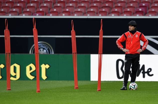 Fussball International 04.03.2014 Training der deutschen Nationalmannschaft in Stuttgart Trainer Joachim Löw 