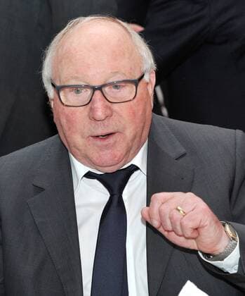 Uwe SEELER (Ehrenspielführer Deutsche Nationalmannschaft und HSV-Legende Deutschland, Stuttgart: Fussball, DFB : Integrationspreis des Deutschen Fussball-Bundes und Mercedes-Benz am 04.03.2014, Mercedes-Benz Museum.