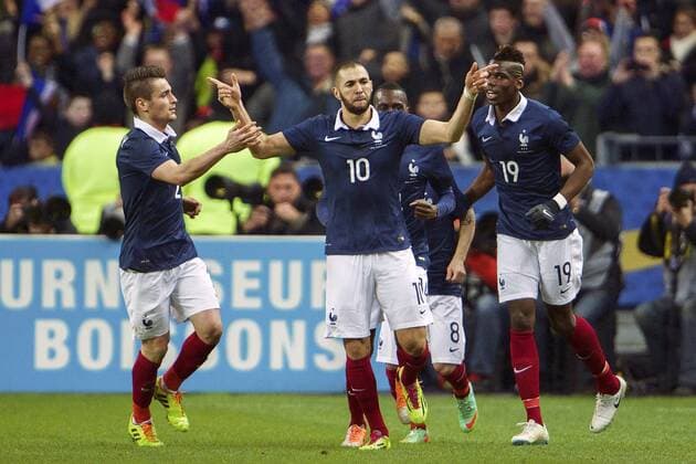 (L-R) Mathieu Debuchy of France, Karim Benzema of France, Blaise Matuidi of France, Mathieu Valbuena of France, Paul Pogba of France during the International friendly match between France and Netherlands on March 5, 2014 at Stade France in Paris, France. France v Netherlands International Friendly 2013 2014 xVIxxIVx 2154094