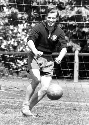 Fussball-Weltmeisterschaft 1958 Deutschland im Trainingslager Fritz Herkenrath in Aktion 17.06.1958 HM