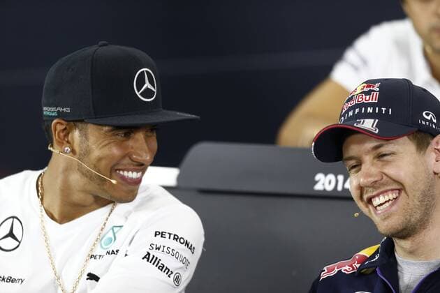 Motorsports: FIA Formula One World Championship 2014, Grand Prix of Australia, 44 Lewis Hamilton (GBR, Mercedes AMG Petronas F1 Team), 1 Sebastian Vettel (GER, Infiniti Red Bull Racing), xHOCHxZWEIx