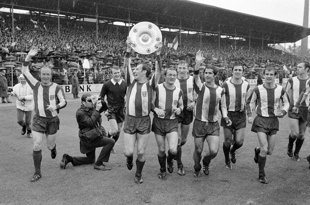 FUSSBALL 1. BUNDESLIGA SAISON 1968 1969 34. Spieltag FC Bayern Muenchen - Hannover 96 07.06.1969 Dieter Brenninger, Sepp Maier, Franz Roth, Werner Olk, Hans-Georg Schwarzenbeck, Gerd Mueller, Gustl Starek, Peter Pumm, Franz Beckenbauer.