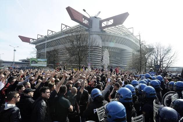 Milano 16 03 2014 - campionato di calcio serie A AC Milan - Demonstration der Fans des AC Milan 