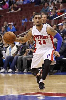 March 29, 2014: Detroit Pistons guard Peyton Siva (34) in action during the NBA Basketball Herren USA game between the Detroit Pistons and the Philadelphia 76ers at the Wells Fargo Center in Philadelphia, Pennsylvania. The 76ers won 123-98. Christopher Szagola Cal Media NBA Basketball Herren USA 2014: Pistons vs 76ers MAR 29 - ZUMAcs7