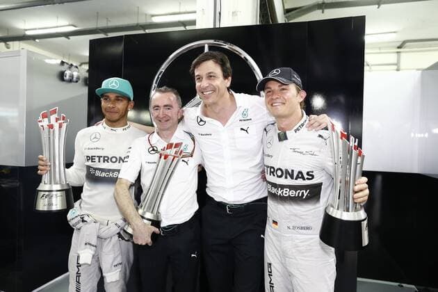 Motorsports: FIA Formula One World Championship 2014, Grand Prix of Malaysia, 44 Lewis Hamilton (GBR, Mercedes AMG Petronas F1 Team), Paddy Lowe (GBR, Mercedes AMG Petronas F1 Team), Toto Wolff (AUT, Mercedes AMG Petronas F1 Team), 6 Nico Rosberg (GER, Mercedes AMG Petronas F1 Team), xHOCHxZWEIx