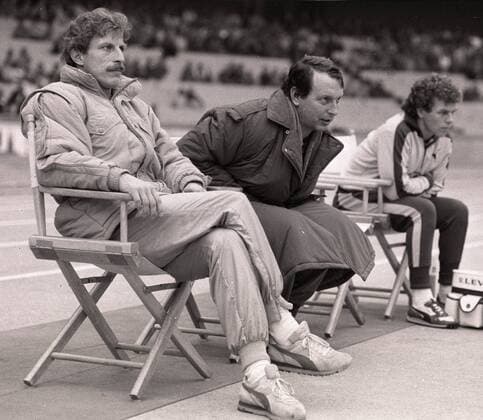 1. FC Köln - Hamburger SV vom 31.10.1987: Trainer Christoph Daum und Co Trainer Rolf Herings HM