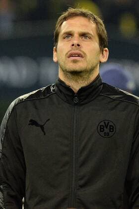 Borussia Dortmund vs. Real Madrid --- Fussball --- Champions League --- 08.04.2014 Manuel Friedrich (Dortmund), Einzelbild, halbe Figur