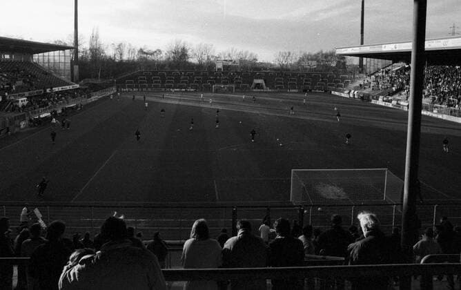 Gerorg Melches Stadion in Essen. Aufn. 11.90. HM