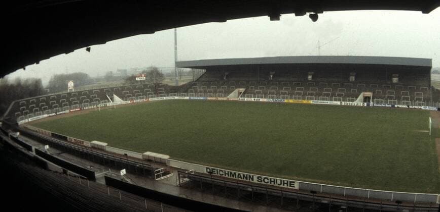 Gerorg Melches Stadion in Essen. Aufn.2.80. HM