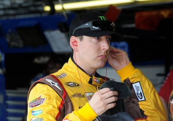 April 11, 2014: Kyle Busch(18) Joe Gibbs Racing (JGR) M&M?s Toyota Camry during practice for the Bojangles Southern 500 at Darlington Raceway in Darlington, SC. AUTO: APR 11 NASCAR Motorsport USA - Sprint Cup Series - Bojangles Southern 500 - Practice Icon140411031500 EDITORIAL USE ONLY