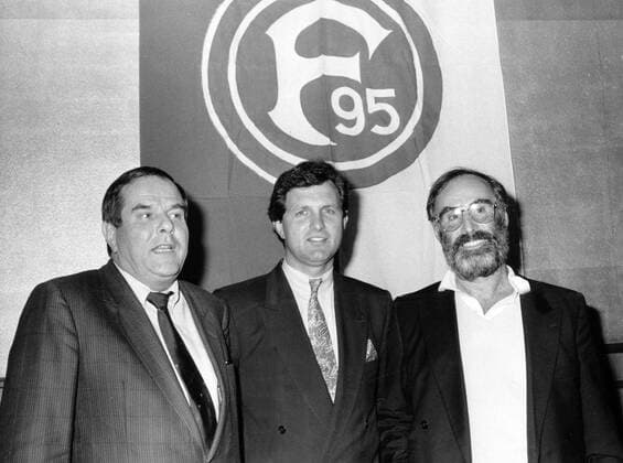 Der neue Vorstand von Fortuna Düsseldorf, v.li.: Manager Werner Fassbender, Präsident Peter Förster, Horn