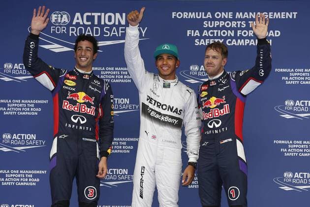 Motorsports: FIA Formula One World Championship 2014, Grand Prix of China, 3 Daniel Ricciardo (AUS, Infiniti Red Bull Racing), 44 Lewis Hamilton (GBR, Mercedes AMG Petronas F1 Team), 1 Sebastian Vettel (GER, Infiniti Red Bull Racing), xHOCHxZWEIx