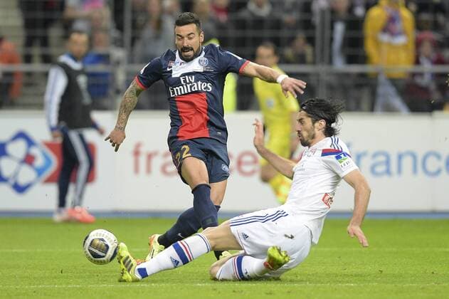 LAVEZZI Ezequiel (PSG) vs BISEVAC Milan (OL) FOOTBALL : Lyon vs PSG - Finale coupe de la Ligue - 19 04 2014 JBAutissier Panoramic 