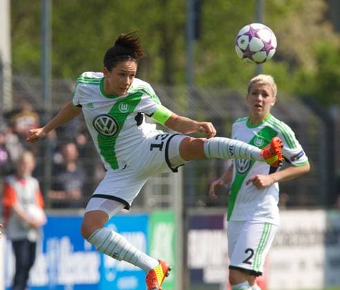 Fussball Potsdam 19.04.2014 Champions League der Frauen Damen Saison 2013 2014 Halbfinale, Hinspiel Turbine Potsdam - VFL Wolfsburg 0:0 Nadine Keßler Kessler (Wolfsburg, No.13)