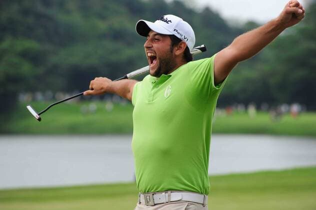 Alexander Levy of France celebrates after winning the championship of the Volvo China Open in the final round match in Shenzhen city, south Chinas Guangdong province, 27 April 2014. Alexander Levy was so relaxed on the course at the China Open on Sunday (27 April 2014), not even a double bogey that erased his comfortable lead could wipe the grin from his face. Rather than get down over what could have been a costly mistake, the 23-year-old Frenchman recovered with back-to-back birdies on his final two holes to capture his maiden European Tour title by four strokes over Tommy Fleetwood. The smile, he said, was the key to victory. You need to take the pleasure on the golf course and keep the smile because if you are upset about a missed shot or not lucky because you make a lip out or something like that, it s not good to have this feeling on the golf course, he said. You need to enjoy a  20140427_30760