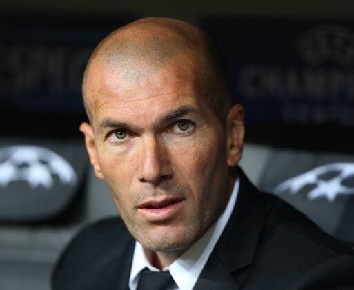FUSSBALL - CL, Bayern vs Madrid München,DEUTSCHLAND,29.APR.14 - FUSSBALL - UEFA Champions League, Halbfinale, FC Bayern München vs Real Madrid. Bild zeigt Co-Trainer Zinedine Zidane (Madrid). 