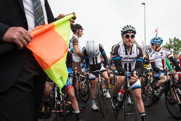 Rund um den Finanzplatz Eschborn-Frankfurt Radrennen Rund um den Finanzplatz Eschborn-Frankfurt am 01.05.2014 in Eschborn, Radrennen Elite, hier John Degenkolb (16, GER, Team Giant-Shimano) vor dem Start in der ersten Startreihe in der Elly-Beinhorn-Straße in Eschborn