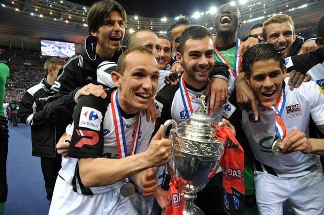 Mamadou Samassa (Guingamp) Thibault Giresse (Guingamp) Laurent Dos Santos (Guingamp) Dorian Leveque (Guingamp) FOOTBALL : - Guingamp, Champion Coupe de France - Stade Rennes vs EA Guingamp - 03 05 2014 NLeGouicFEP 