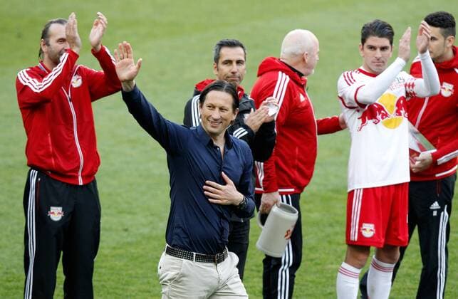 FUSSBALL - BL, RBS vs Ried SALZBURG,AUSTRIA,04.MAI.14 - FUSSBALL - tipp3 Bundesliga powered by T-Mobile, Red Bull Salzburg vs SV Ried. Meisterfeier, Siegerehrung. Bild zeigt Trainer Roger Schmidt (RBS). 