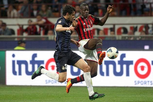 MARIO BALOTELLI, ANDREA RANOCCHIA, CARTELLI SPONSOR, INFRONT SERIE A AC Mailand - Inter Mailand 1-0