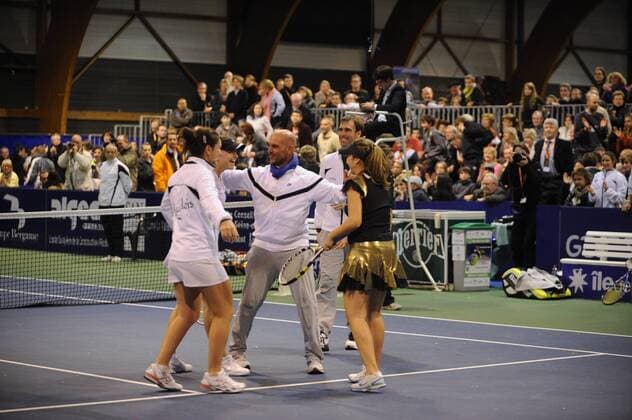 INTERCLUBS 2010, Französische Meisterschaft DECEMBRE 2010, CROISSY BEAUBOURG, ARAVANE REZAI, ALEXANDRA DULGHERU, ANAIS LAURENDON, ANDREW GEDDES, FRANCK OSVALD, - TennisMagazine Panoramic 
