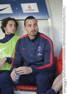 IBRAHIMOVIC Zlatan (PSG) sur le banc de touche FOOTBALL : PSG vs Rennes - L1 - 07 05 2014 JBAutissier Panoramic 