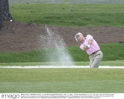 May 11, 2014 - Ponte Vedra Beach, FL, U.S: Jim Furyk hits out of the fairway bunker on 4 during final round golf action of The Players Championship at TPC Sawgrass in Ponte Vedra Beach, FL PGA Golf Herren 2014: The Players Championship MAY 11 - ZUMAcg2