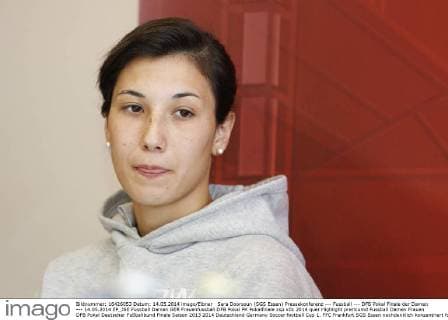 Sara Doorsoun (SGS Essen) Pressekonferenz --- Fussball --- DFB Pokal Finale der Damen --- 14.05.2014 EP_JSE
